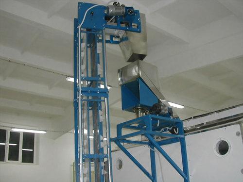 Скребково ковшовый конвейер